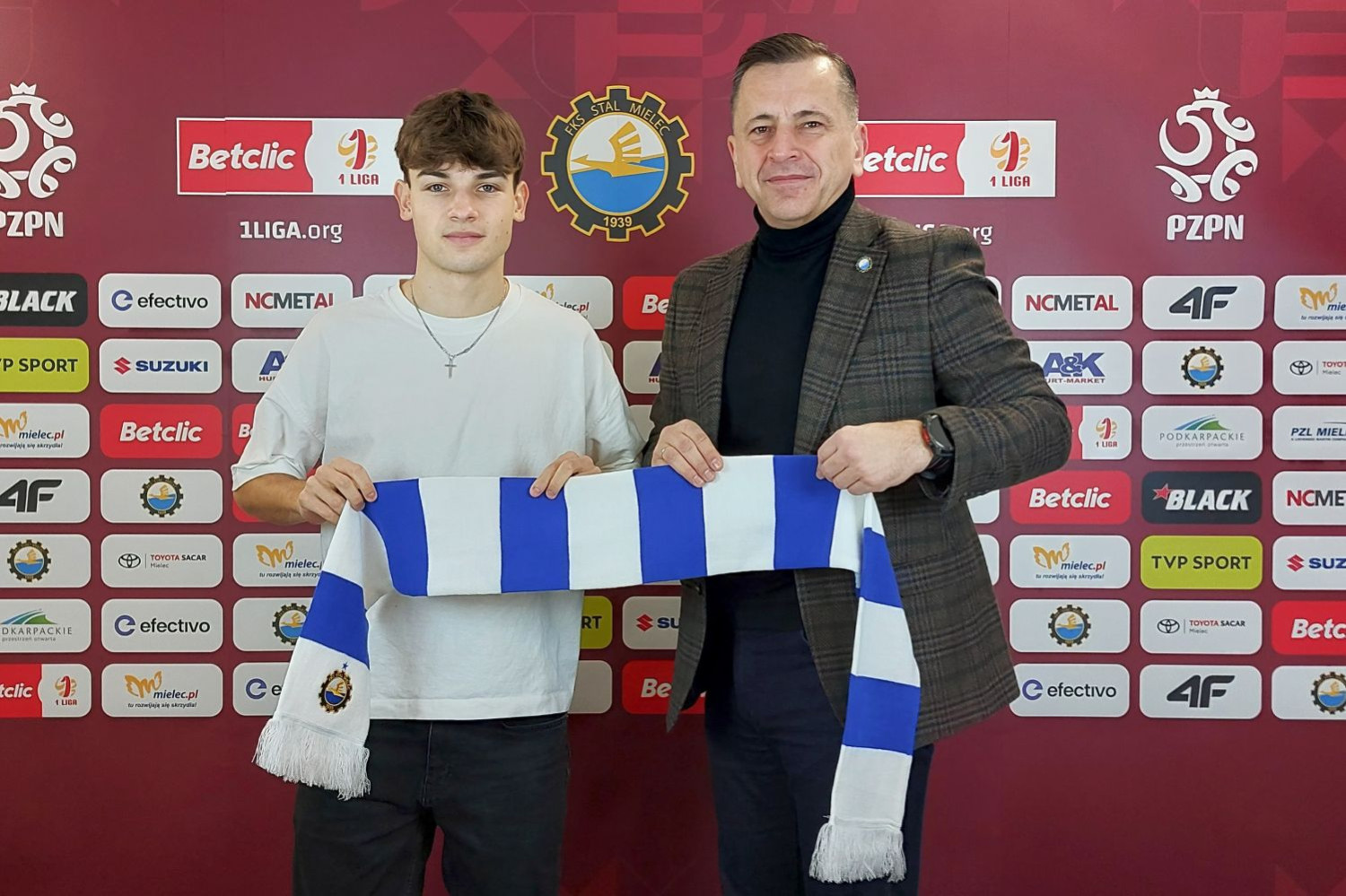 OFICJALNIE: Pomocnik Korony Kielce wypożyczony do Stali Mielec