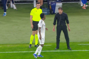 Spięcie Diego Simeone z Viníciusem Júniorem. Uderzył w czuły punkt [WIDEO]