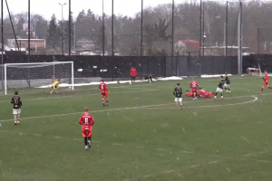 Młody piłkarz Pogoni Szczecin błysnął w zwycięskim sparingu [WIDEO]