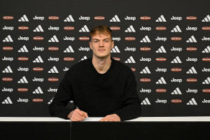 OFICJALNIE: Polski talent na dłużej w Juventusie