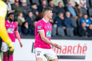 Niemiecko-angielski bój o obrońcę Toulouse FC. Rozmowy trwają