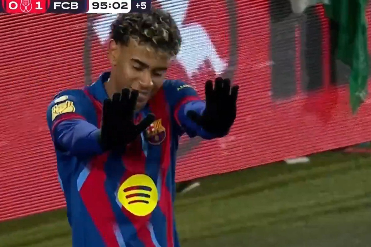 Ten gest mówi wszystko! Za to Lamine Yamal przeprosił Roberta Lewandowskiego [WIDEO]