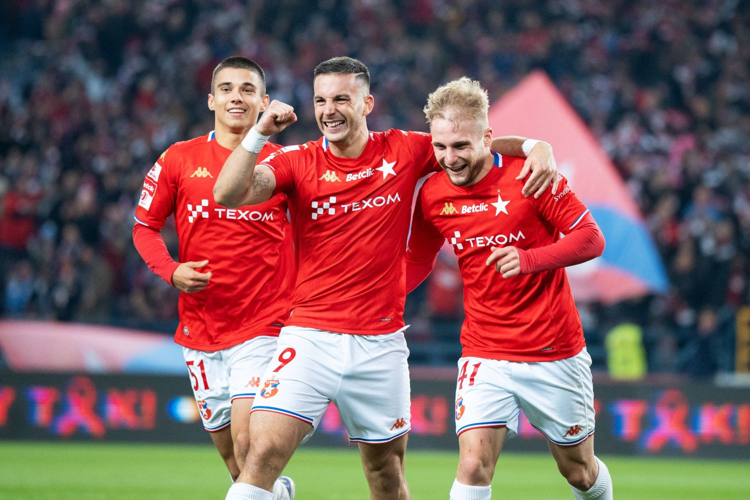 Nawet 1,5 miliona euro! Wisła Kraków dostała za niego ofertę