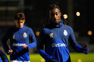 Oskar Pietuszewski „wypycha” skrzydłowego z FC Porto. Może szukać nowego klubu