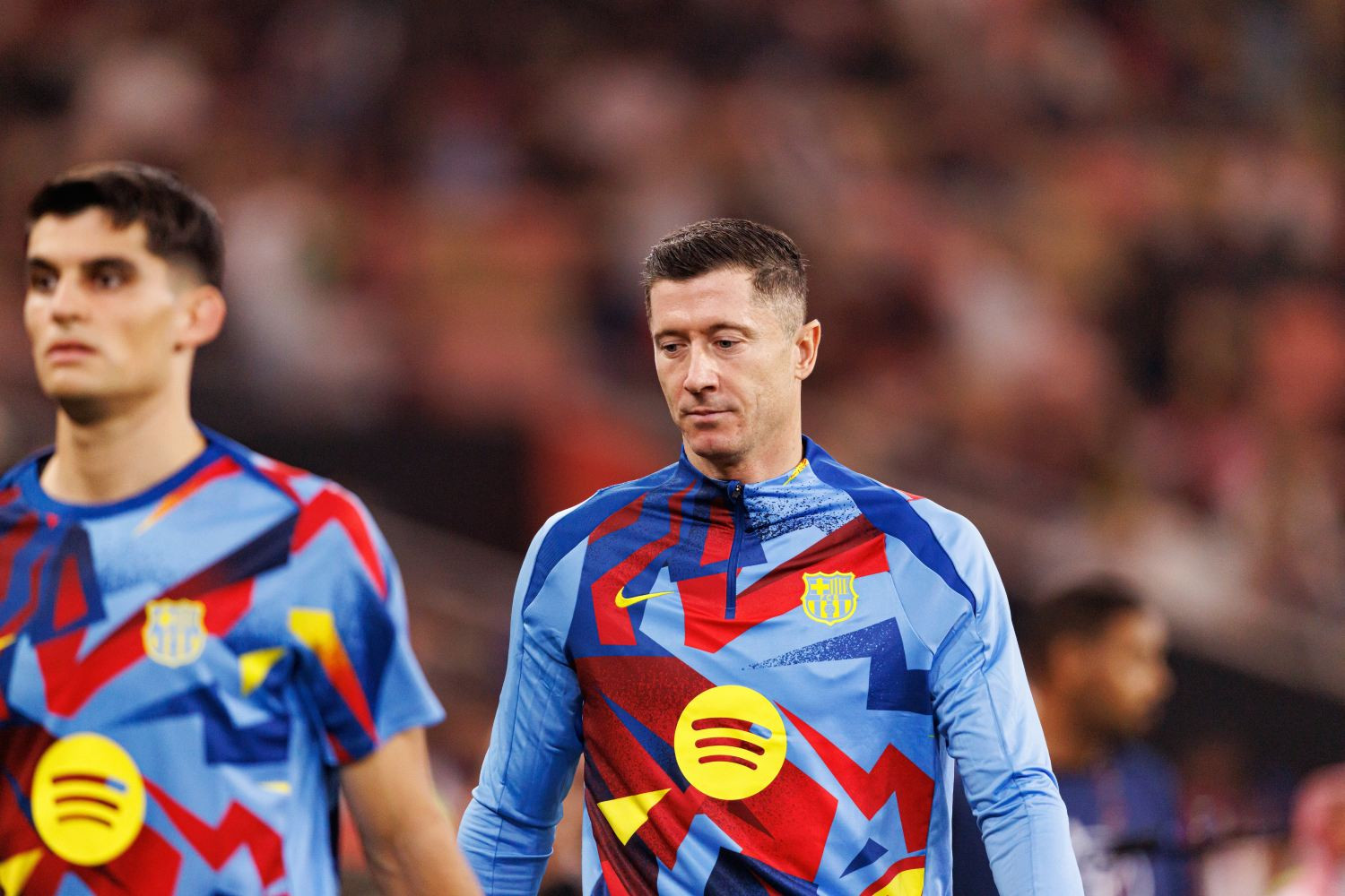 Robert Lewandowski ma stamtąd konkretne opcje. Naciskają!