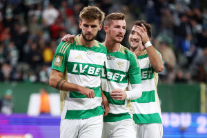 Kontuzja ważnego piłkarza Lechii Gdańsk. Klub uspokaja [OFICJALNIE]