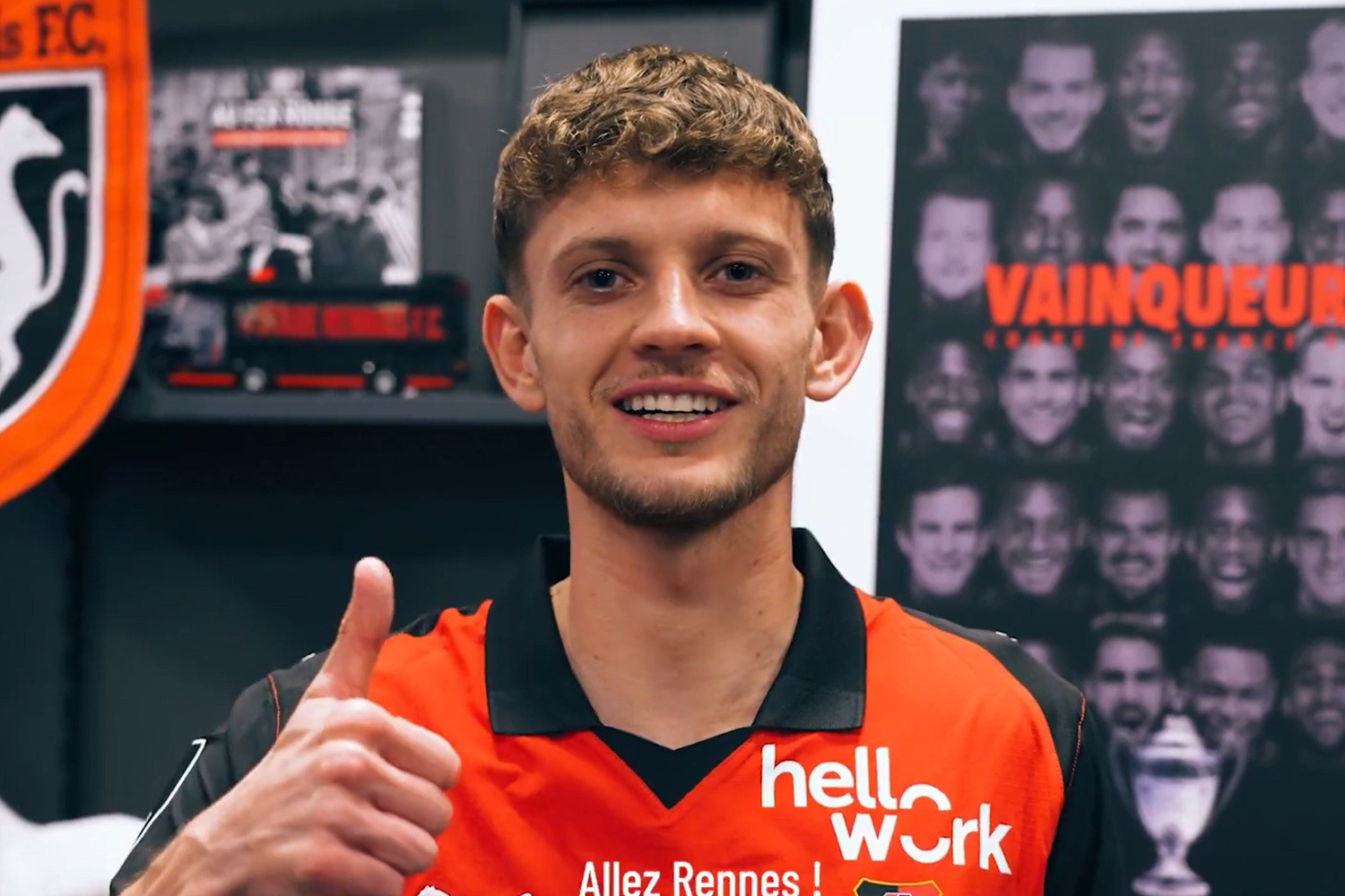 Sebastian Szymański zaprezentowany w nowym klubie [OFICJALNIE]