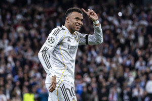 Kosmiczna forma Kyliana Mbappé! Real Madryt na czele LaLigi [WIDEO]