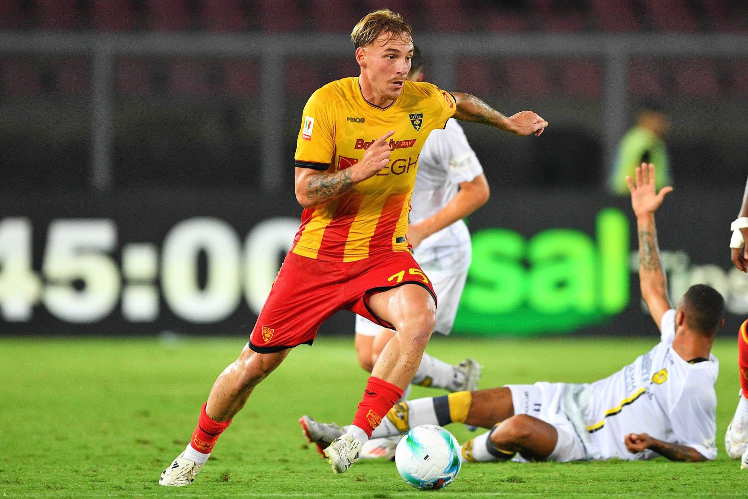 Łączono go z Widzewem Łódź. Jest na radarze Lecha Poznań