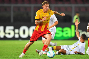 Łączono go z Widzewem Łódź. Jest na radarze Lecha Poznań