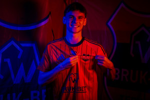 OFICJALNIE: Jest Bruk-Bet Termalica Nieciecza, mogła być Jagiellonia Białystok. 21-latek wraca reaktywować karierę