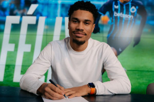 OFICJALNIE: Club Brugge otworzyło zimowe okno transferowe niedawnym przeciwnikiem Jagiellonii Białystok