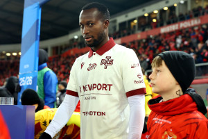 „Wygląda jak...” - najdroższy piłkarz w historii Ekstraklasy zadebiutował. Jak wypadł?