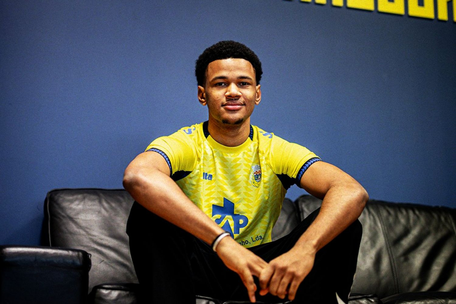 OFICJALNIE: On nie zagra w Pogoni Szczecin! Transfer z zaskoczenia