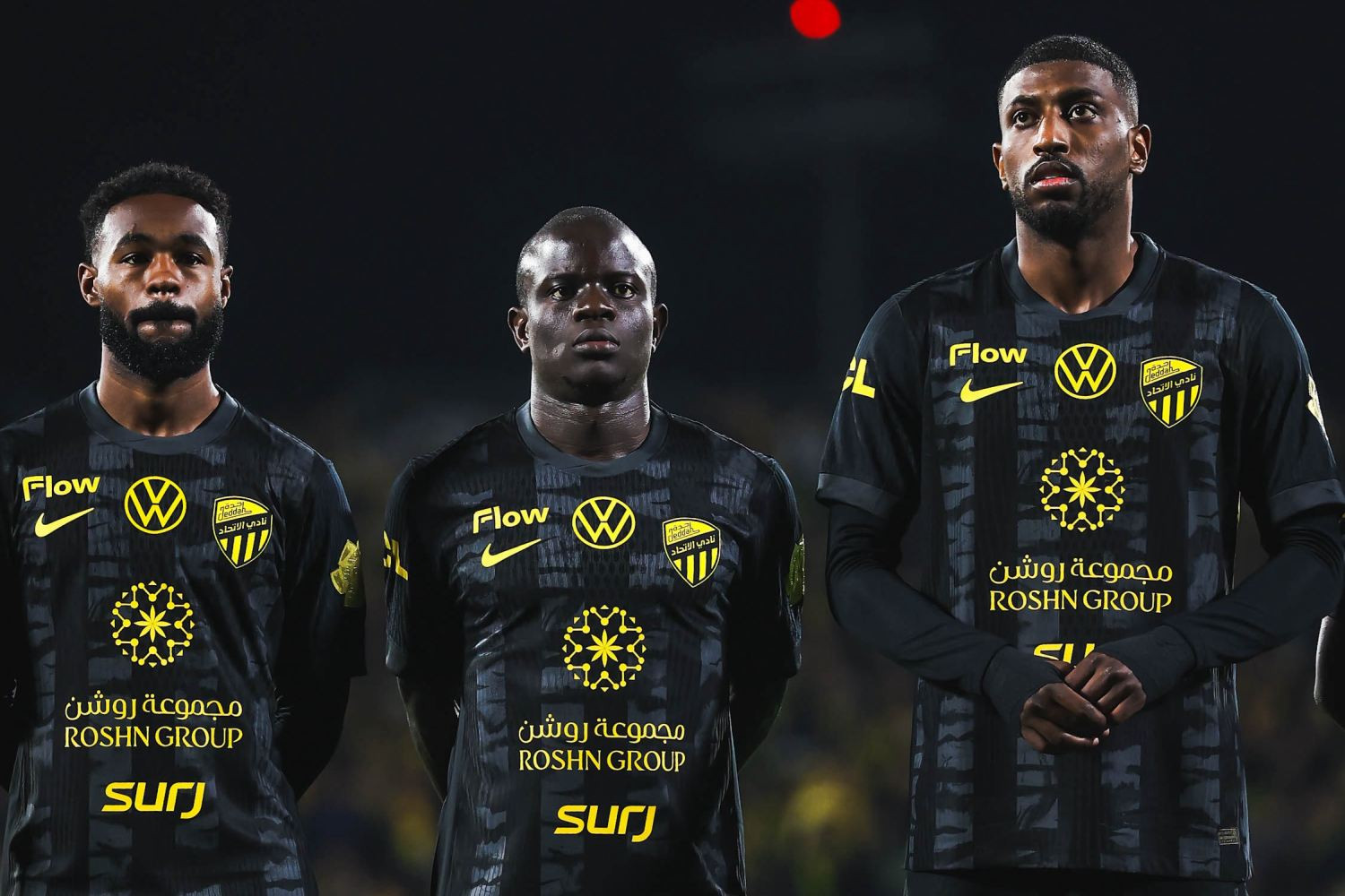 N’Golo Kanté wciąż może zmienić klub. Rozmawiają