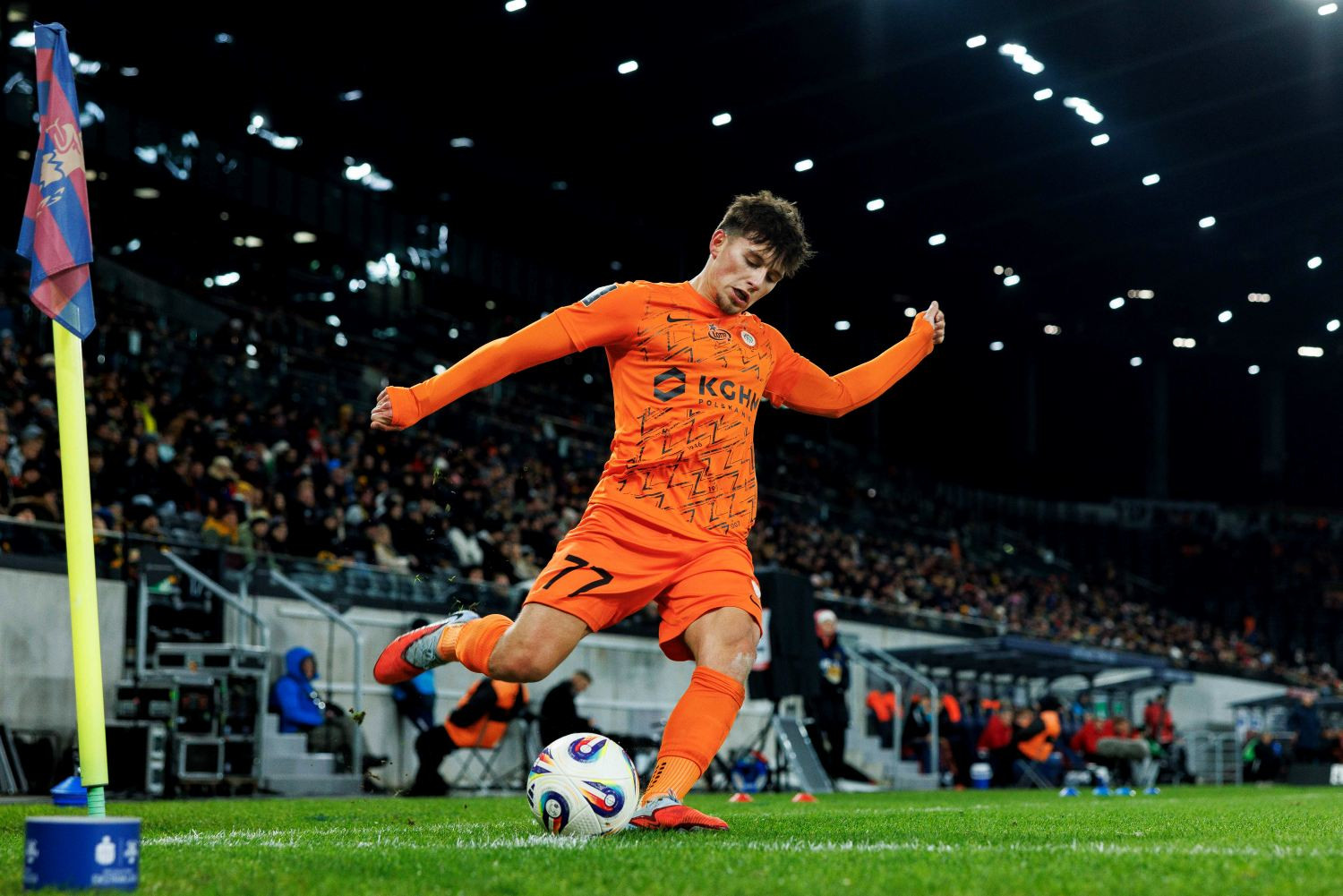 Kajetan Szmyt zmieni klub wewnątrz Ekstraklasy?! Poważne zainteresowanie