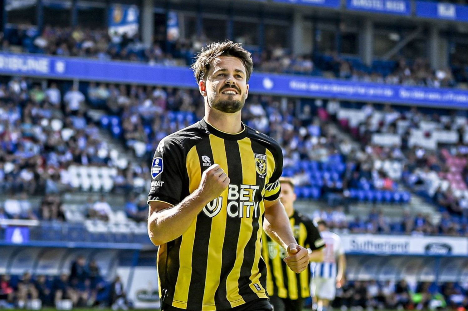 Poważna kontuzja praktycznie złamała mu karierę. Marco van Ginkel kończy z futbolem [OFICJALNIE]