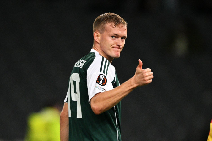 Legia Warszawa poznała warunki Karola Świderskiego. Jest decyzja