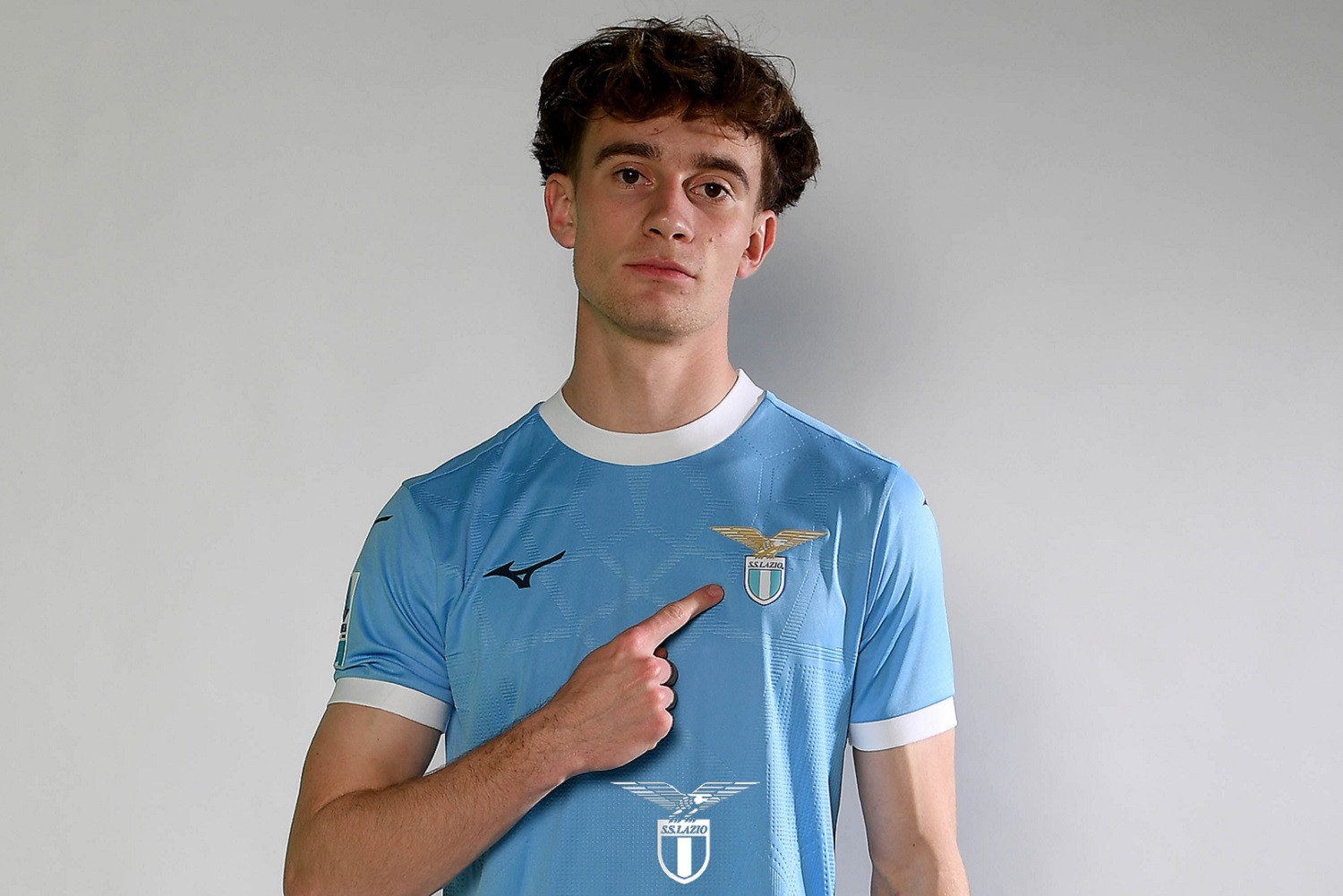 „Serie A jest dla mnie lepsza niż Premier League”. Adrian Przyborek wita się z Lazio