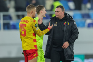 Tym Adrian Siemieniec zaskakuje piłkarzy. „Wydaje się, że to trochę banalna rzecz”