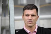 Robert Podoliński: Polska piłka ucina gałąź, na której siedzi