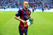 Andrés Iniesta może jeszcze raz założyć koszulkę Barcelony