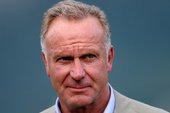 Karl-Heinz Rummenigge w mocnym wywiadzie. Oberwało się FC Barcelonie i Premier League