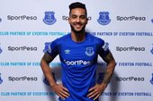 OFICJALNIE: Walcott definitywnie w Southampton