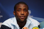 37-letni Yaya Touré dogadany z nowym pracodawcą na... 2021 i 2022 rok. Prezes innego klubu: „facet, który nie dotrzymuje słowa”
