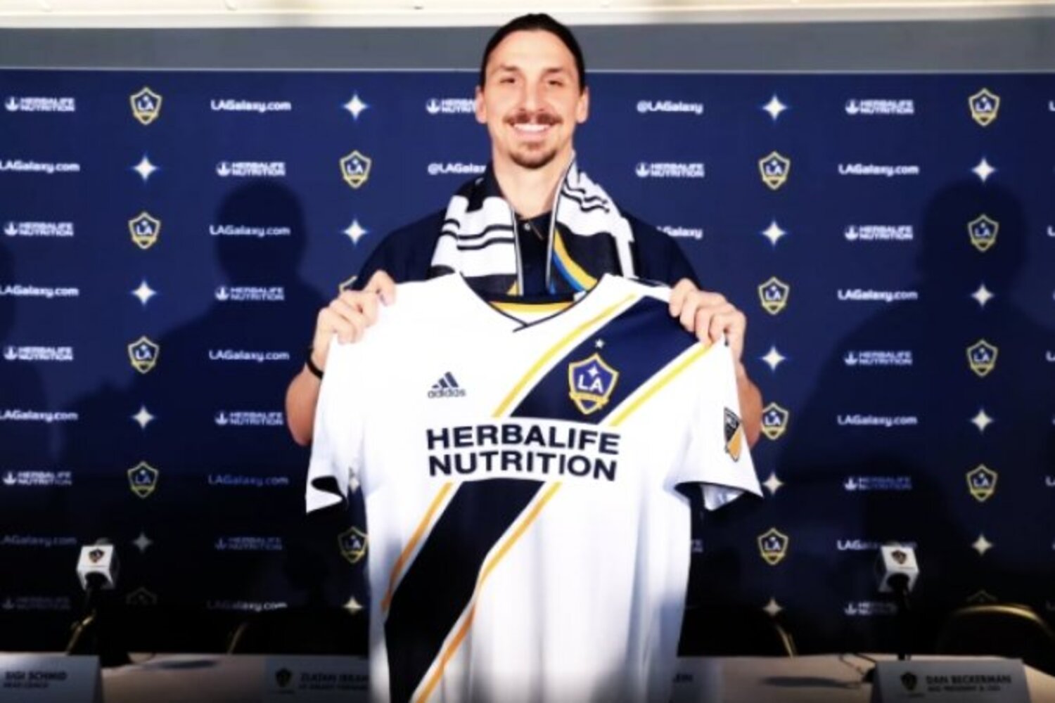 Zlatan Show w derbach Los Angeles. Najpierw powiedział, potem zrobił! [WIDEO]