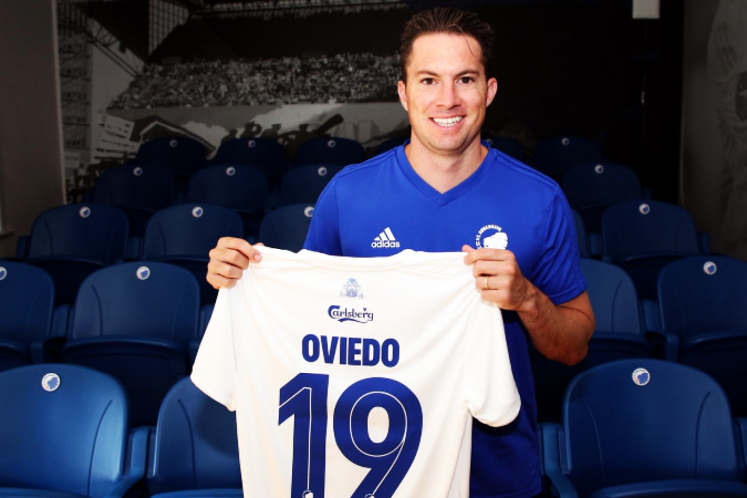 OFICJALNIE: Bryan Oviedo w Kopenhadze