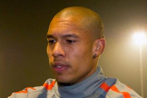 OFICJALNIE: Nigel de Jong zmienia klub, ale zostaje w Katarze