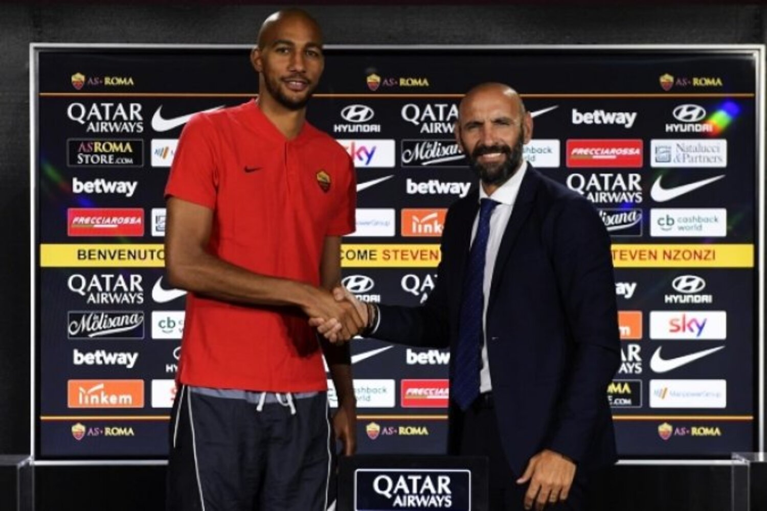 N’Zonzi pożegna się z Galatasaray. Chce go kilka klubów