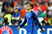 OFICJALNIE: FC Barcelona ukarana za transfer Griezmanna. Musi zapłacić grzywnę... 300 euro!