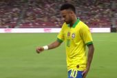 Neymar znowu z kontuzją. Brazylijczyk zszedł z boiska na początku spotkania z Nigerią