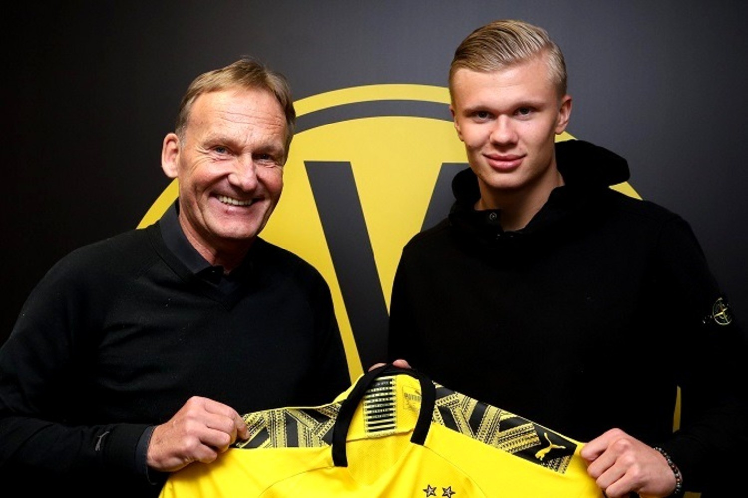 Erling Braut Håland szokuje świat. Norweg z debiutanckim hat-trickiem w Borussii Dortmund [WIDEO]