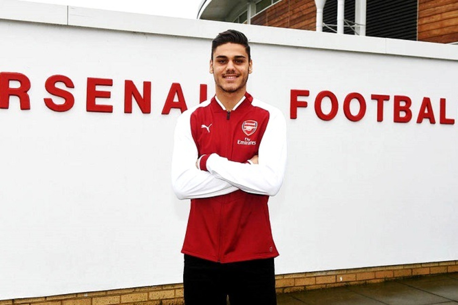 OFICJALNIE: Konstantinos Mavropanos odszedł definitywnie z Arsenalu