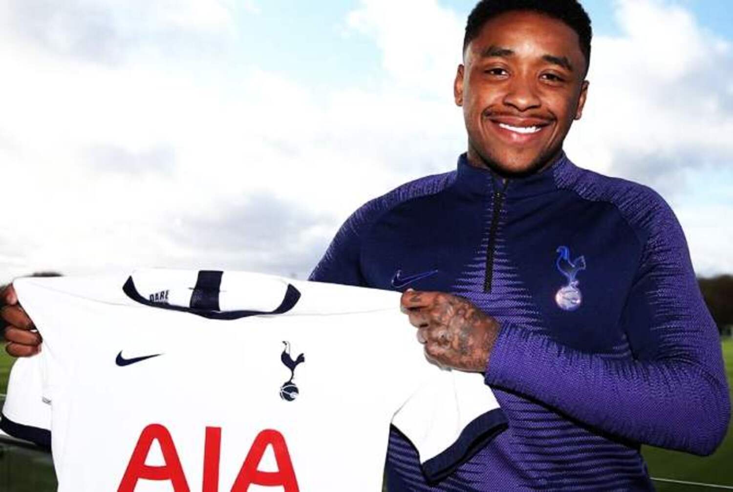 Steven Bergwijn na wylocie z Tottenhamu. Na widoku kontrowersyjny transfer