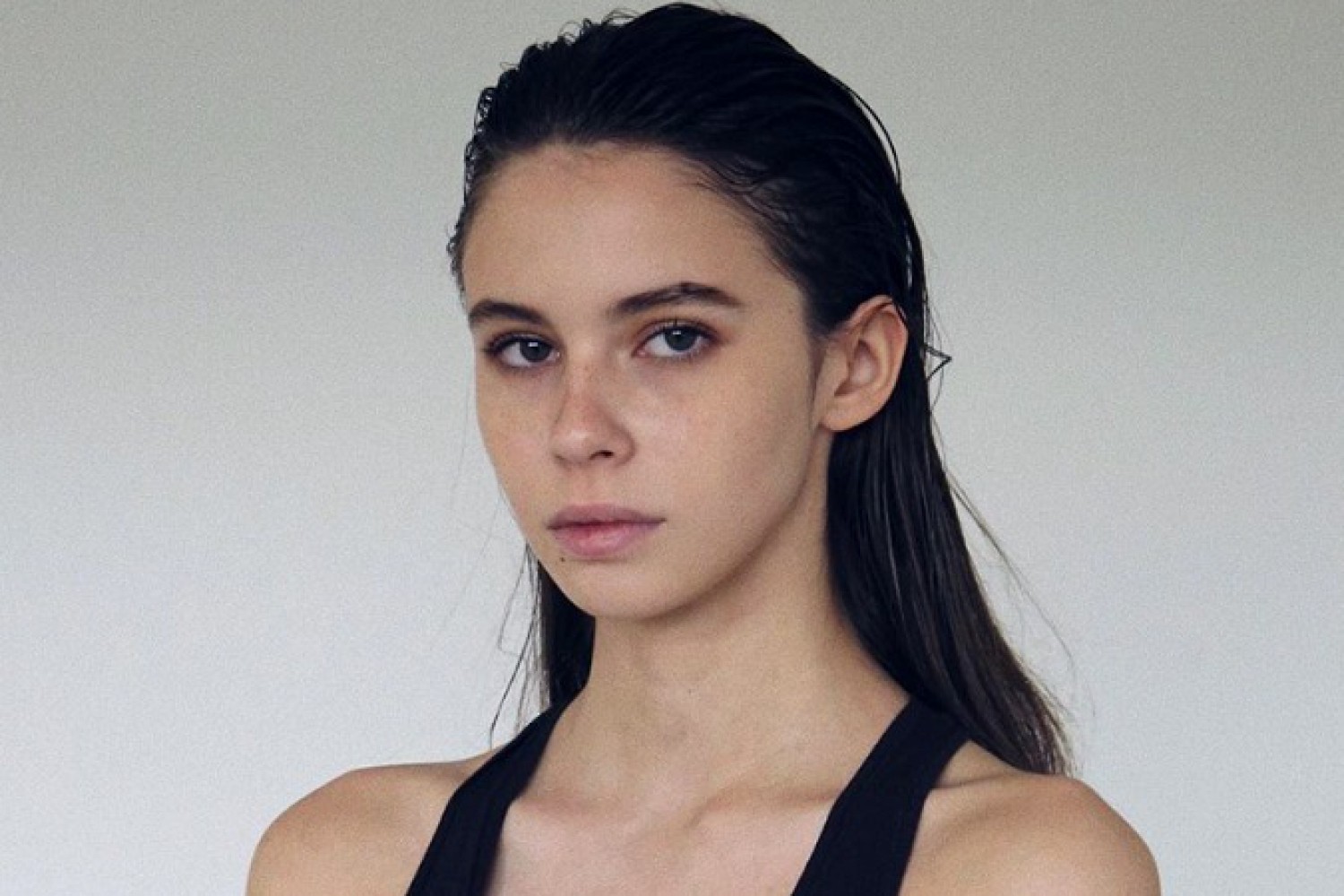 Rebecca Prodan Dumitrescu, czyli 22-letnia modelka i prezeska klubu piłkarskiego: Ciężko być swoimi własnymi rodzicami