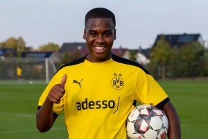 OFICJALNIE: Borussia Dortmund dopięła swego w sprawie młodej gwiazdki