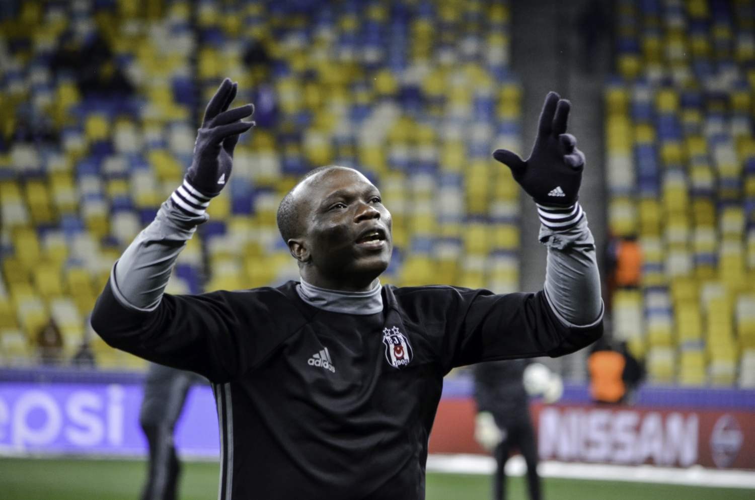 Mistrzostwa Świata: Vincent Aboubakar z wejściem smoka. Piękny gol i asysta [WIDEO]