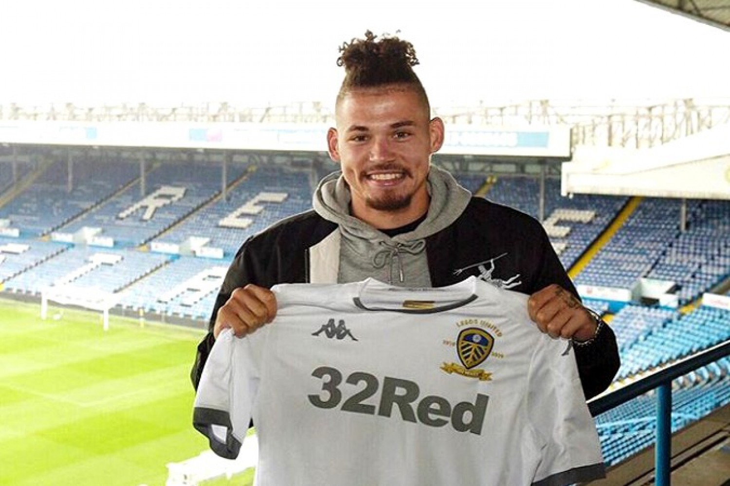 Kalvin Phillips na radarach gigantów z Premier League