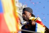 OFICJALNIE: Alex Song zakończył piłkarską karierę