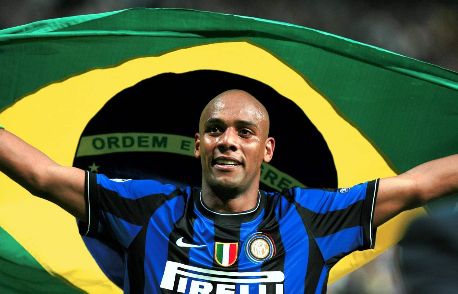 Майкон. Майкон (Бразилия). Майкон ди Андраде Барберан. Maicon Brazil 2002. Maicon Brazil 2004.