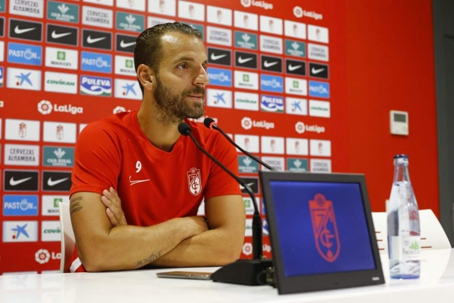 Soldado: Wolałbym grać na Bernabéu z 80 tysiącami gwiżdżących ludzi niż w Valdebebas