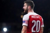 OFICJALNIE: Mustafi odszedł z Arsenalu. Czas na... debiut w Bundeslidze