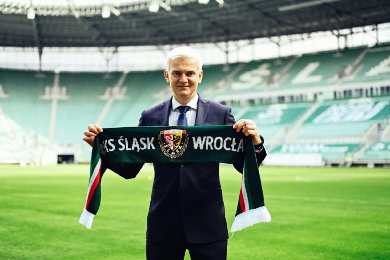 Raków Częstochowa i Śląsk Wrocław walczą o awans do fazy play-off Ligi Konferencji Europy [Godziny meczów, transmisje w telewizji]