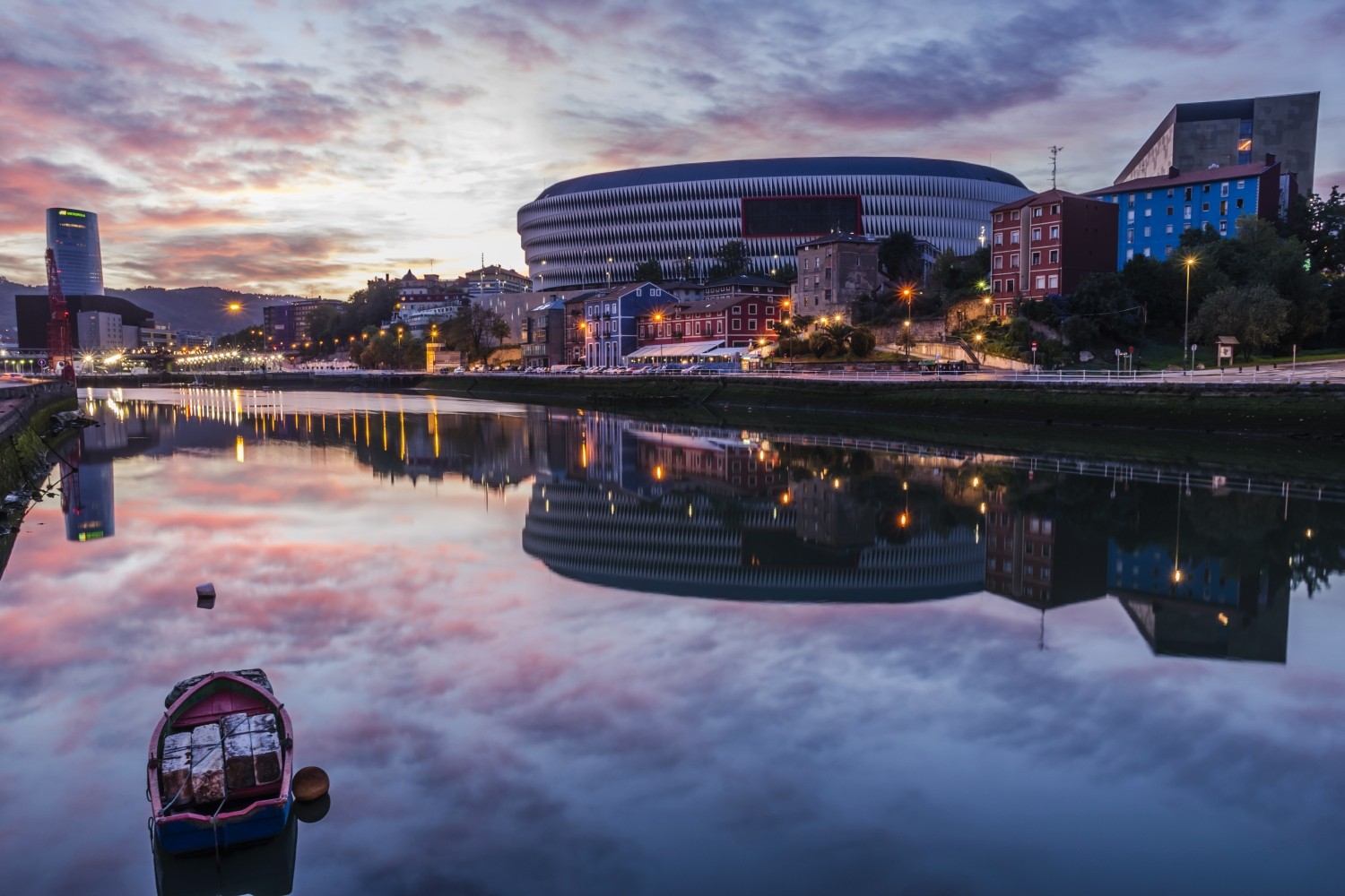 OFICJALNIE: Athletic Club ściąga napastnika