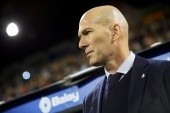 Zinédine Zidane coraz bliżej powrotu na ławkę trenerską. Nawiązano pierwsze kontakty