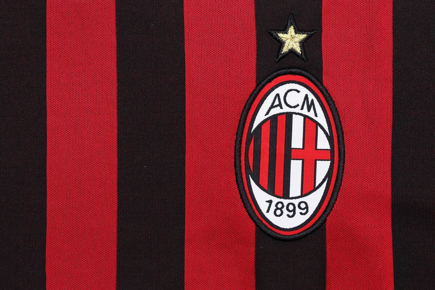 AC Milan: Jorge Mendes zaproponował „Rossonerim” trzech pomocników